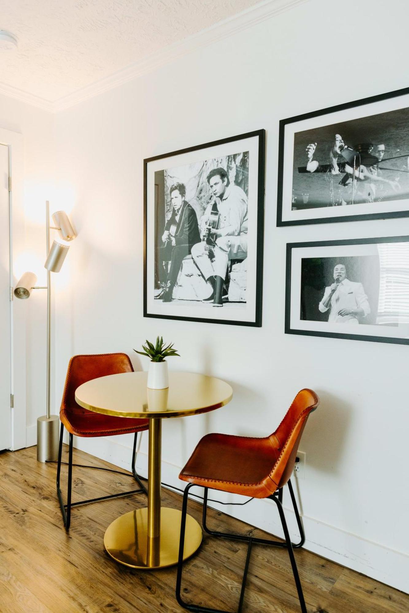 The Vinyl At Music Row - 1 Bedroom Apartment แนชวิลล์ ภายนอก รูปภาพ