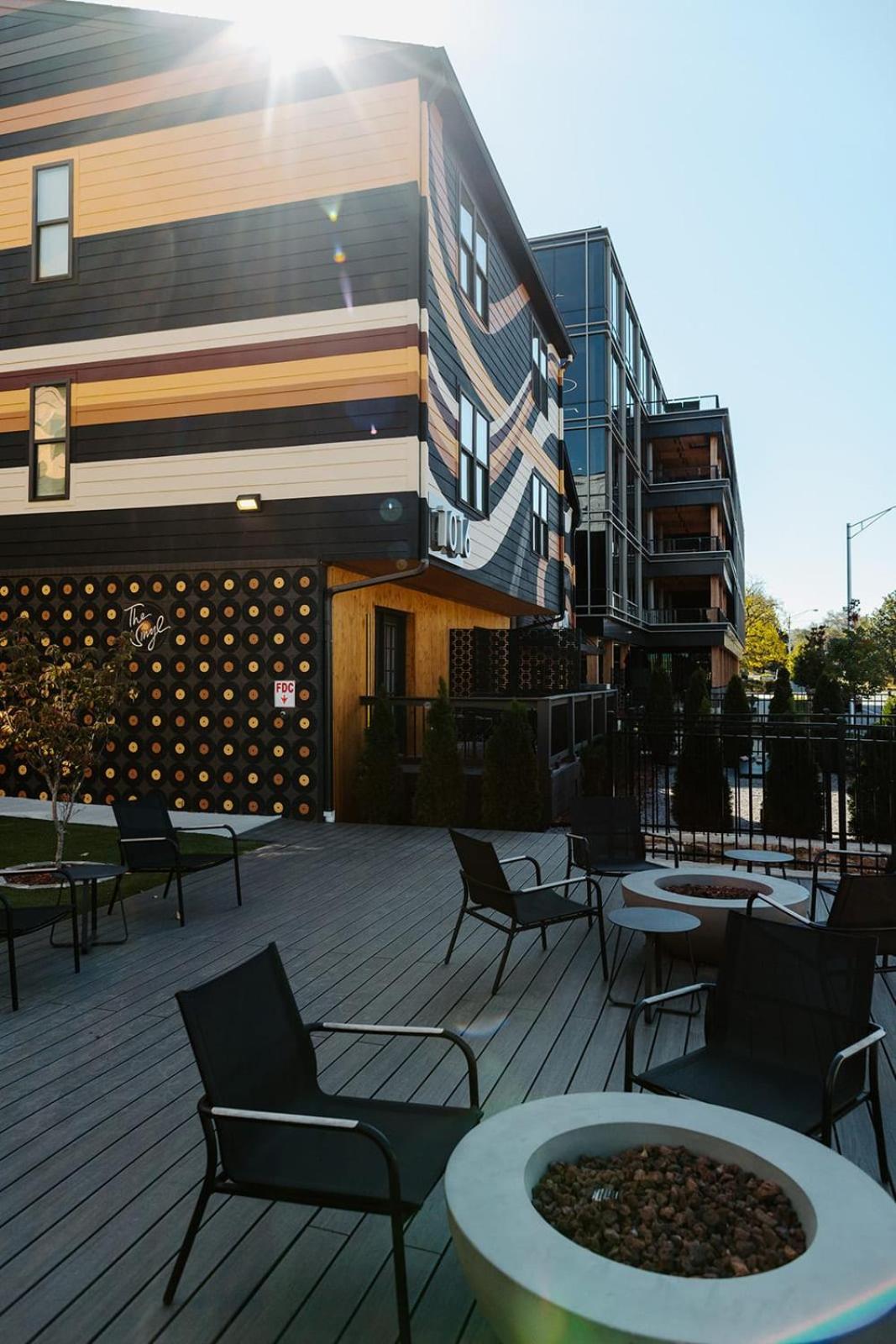 The Vinyl At Music Row - 1 Bedroom Apartment แนชวิลล์ ภายนอก รูปภาพ